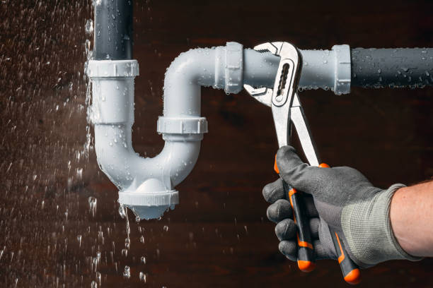 Professional Leak Detection technician working in Lincroft, NJ